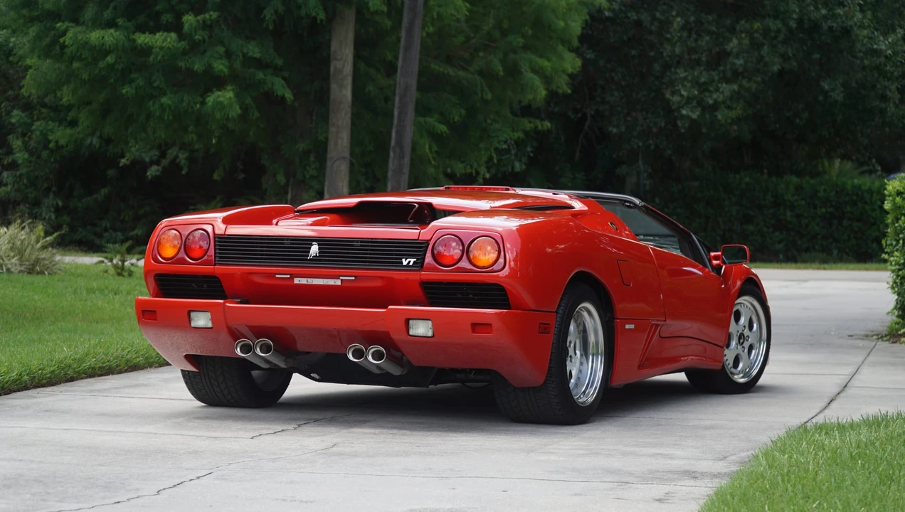 1997 Lamborghini Diablo VT - Image 20 of 31
