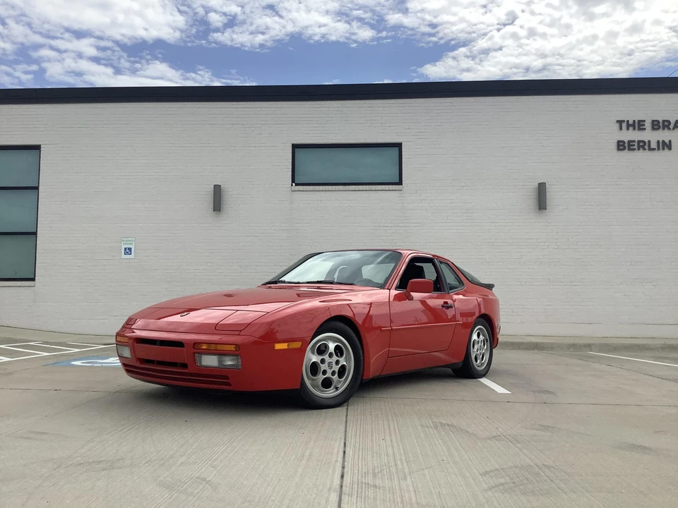 1988 Porsche 944 Turbo - Image 8 of 31