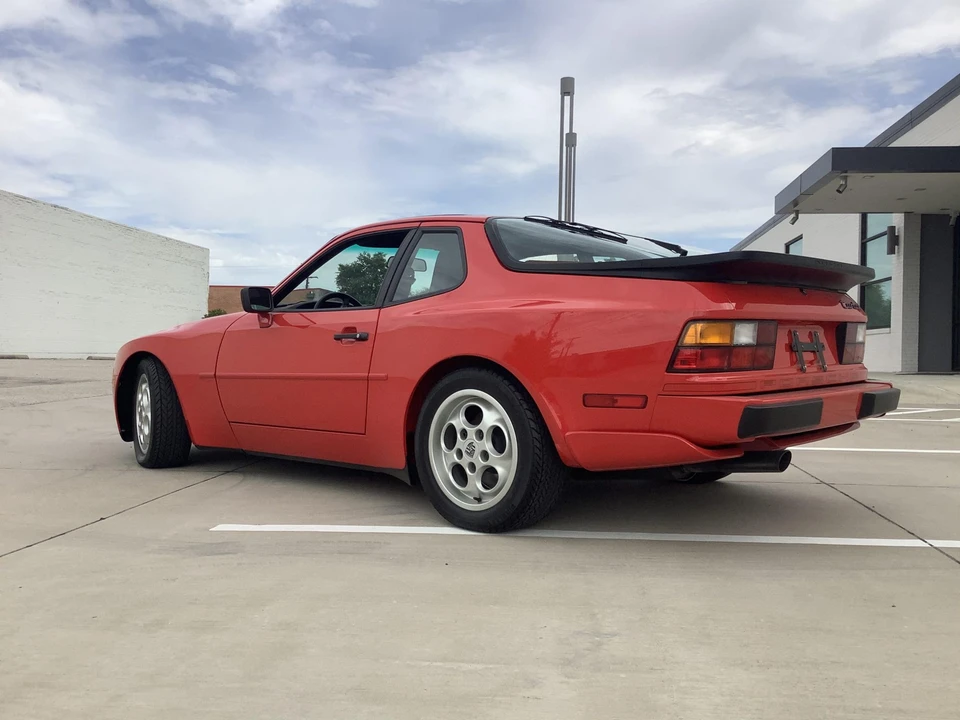 1988 Porsche 944 Turbo - Image 22 of 31