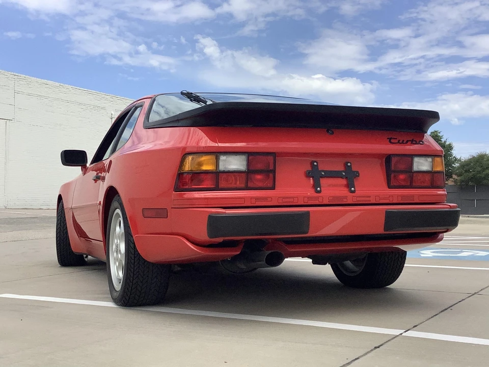 1988 Porsche 944 Turbo - Image 29 of 31