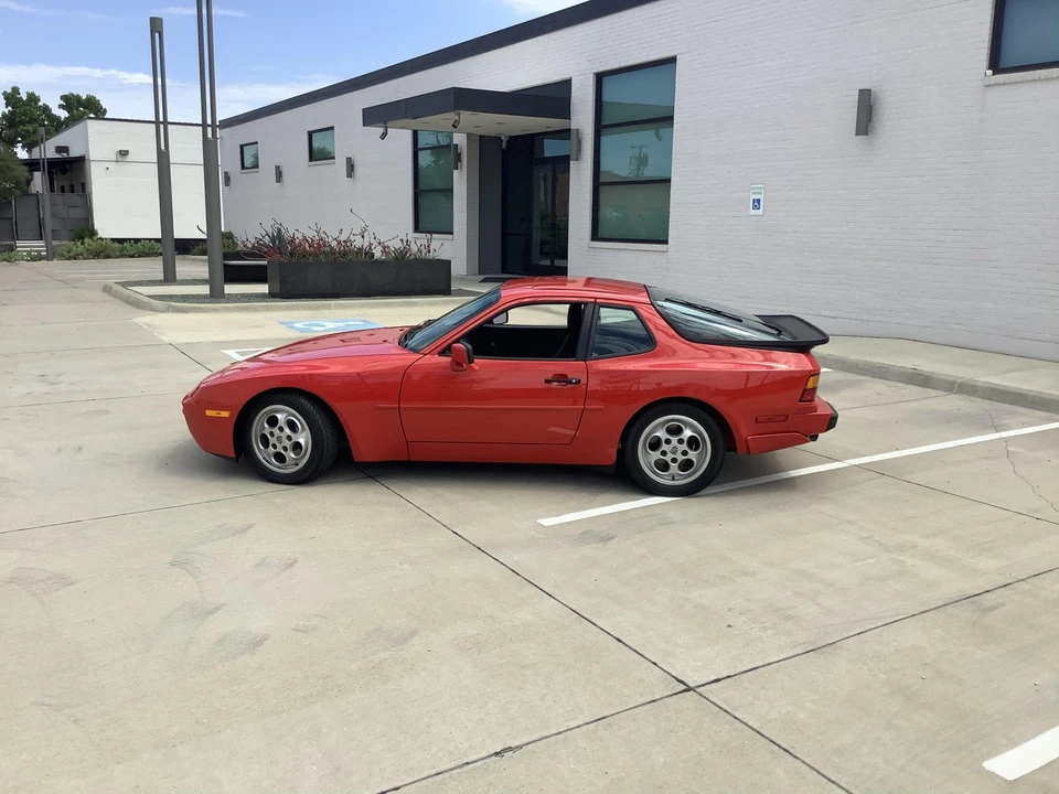 1988 Porsche 944 Turbo - Image 19 of 31