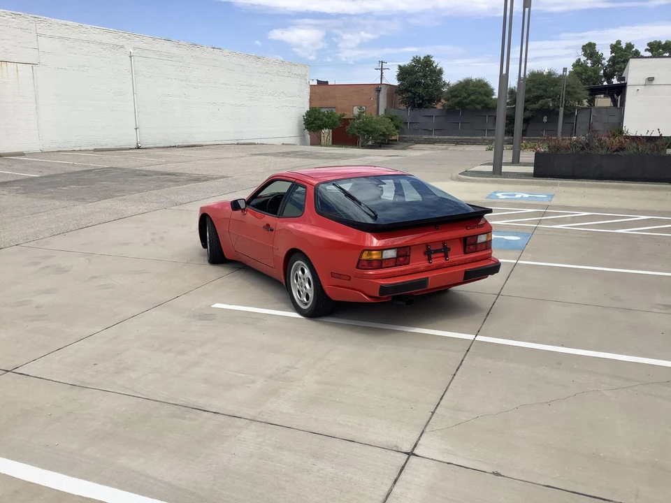 1988 Porsche 944 Turbo - Image 25 of 31