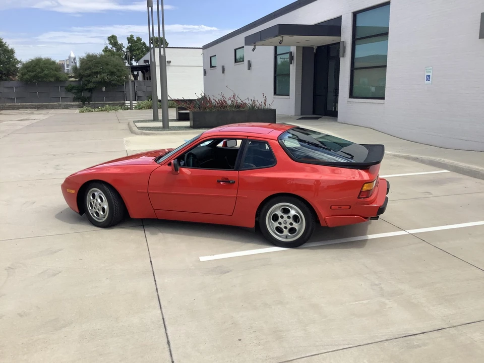 1988 Porsche 944 Turbo - Image 21 of 31