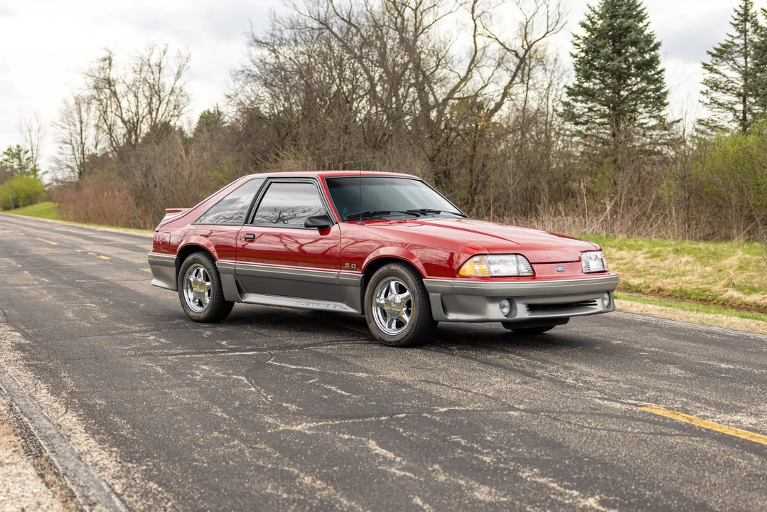 1990 Ford Mustang GT 3rd Gen - Image 14 of 31