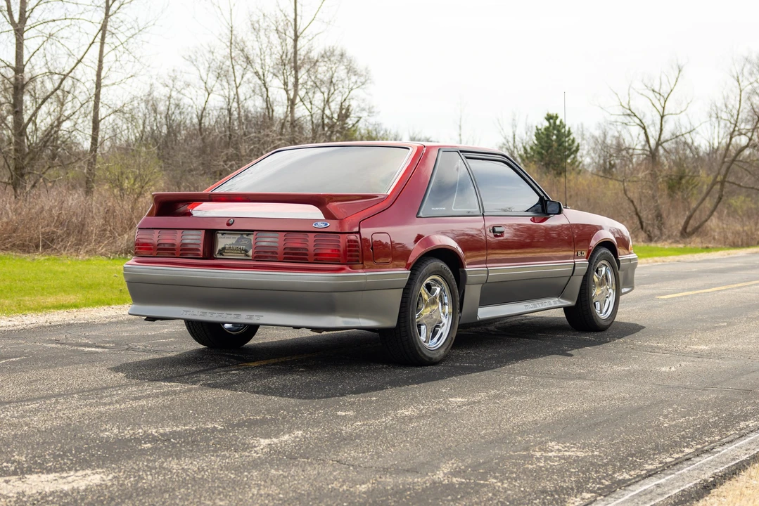 1990 Ford Mustang GT 3rd Gen - Image 26 of 31