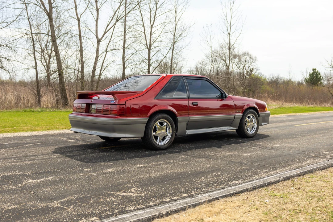 1990 Ford Mustang GT 3rd Gen - Image 27 of 31
