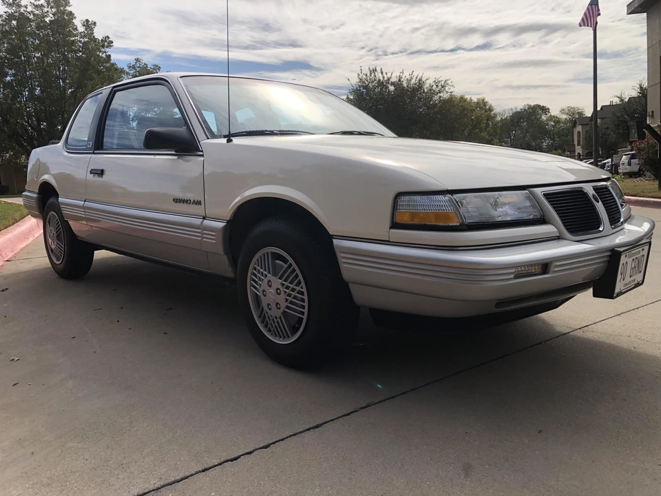 1990 Pontiac Grand Am - Image 12 of 31