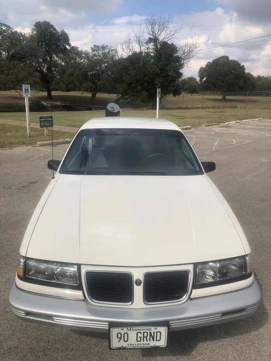 1990 Pontiac Grand Am - Image 8 of 31