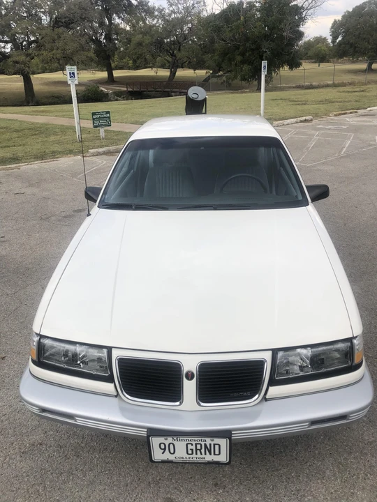 1990 Pontiac Grand Am - Image 9 of 31