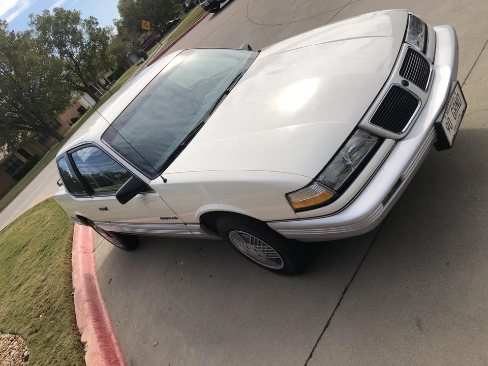 1990 Pontiac Grand Am - Image 11 of 31