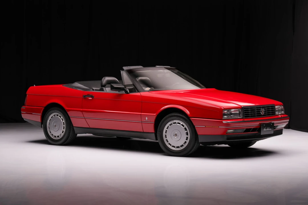 1991 Cadillac Allante - Image 8 of 31