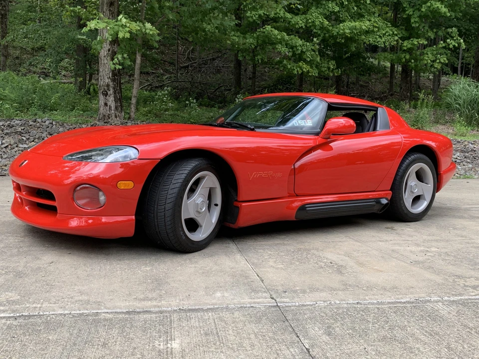 1993 Dodge Viper 1st Gen - Image 2 of 31