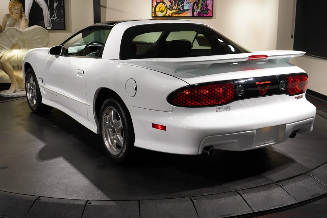 2001 Pontiac Firebird Trans Am 4th Gen - Image 11 of 31