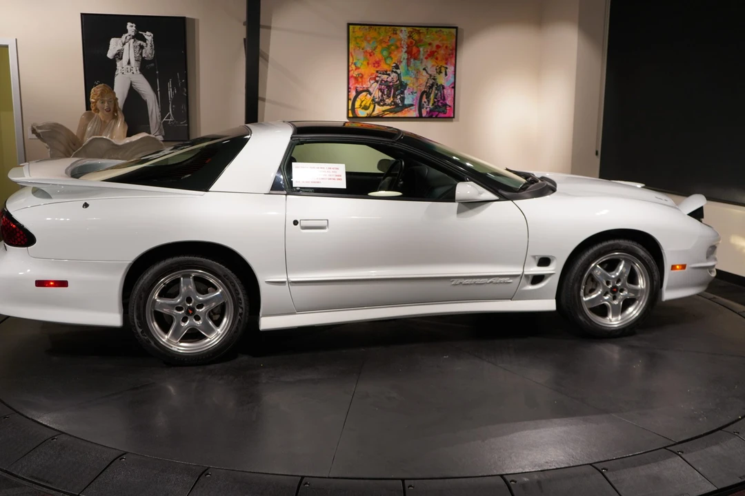 2001 Pontiac Firebird Trans Am 4th Gen - Image 17 of 31