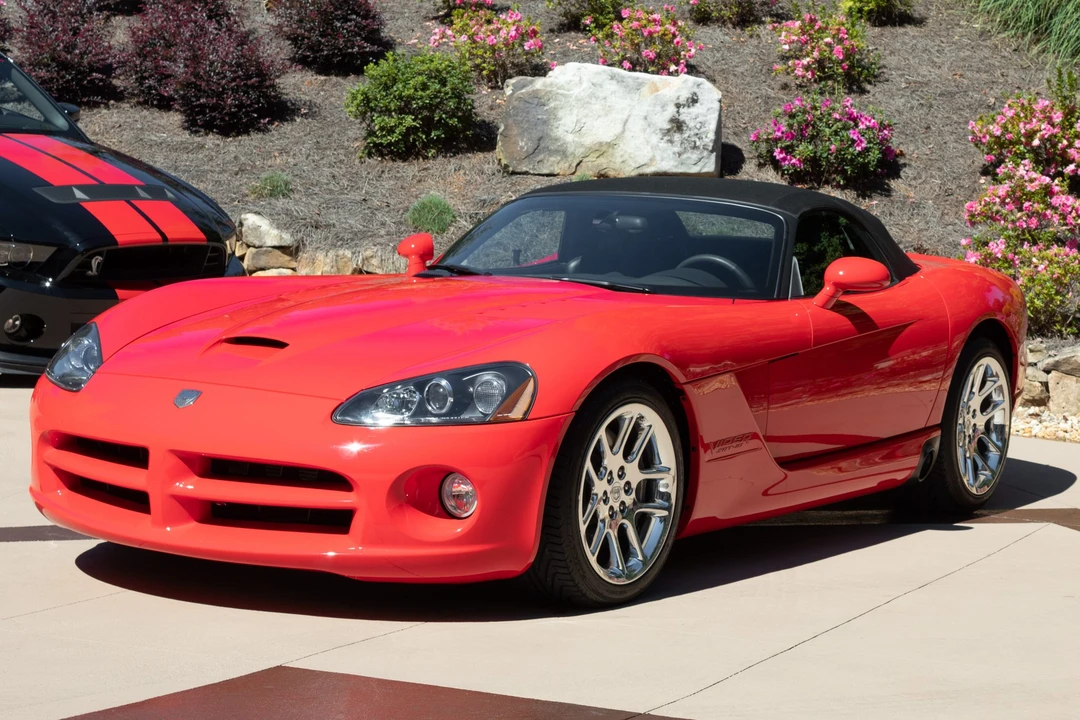 2003 Dodge Viper 3rd Gen - Image 2 of 31