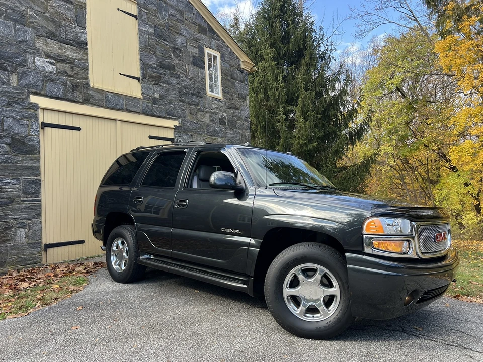 2003 GMC Yukon 2nd Gen - Image 7 of 31