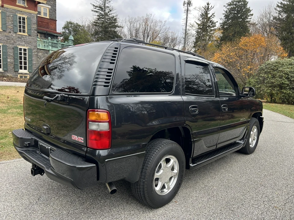 2003 GMC Yukon 2nd Gen - Image 21 of 31