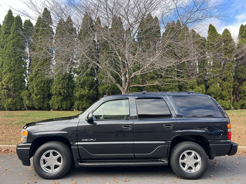 2003 GMC Yukon 2nd Gen - Image 14 of 31