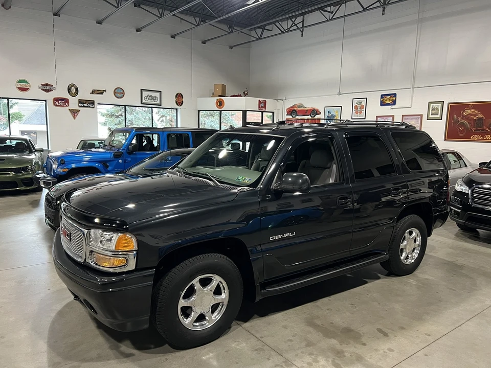 2003 GMC Yukon 2nd Gen - Image 13 of 31