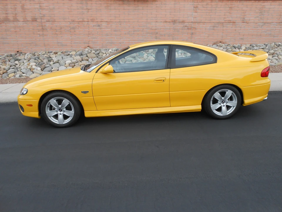 2004 Pontiac GTO 4th Gen - Image 15 of 31