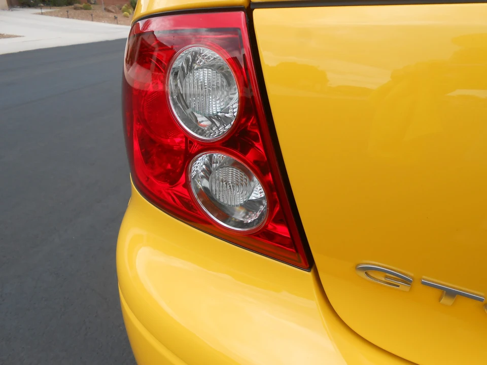 2004 Pontiac GTO 4th Gen - Image 26 of 31