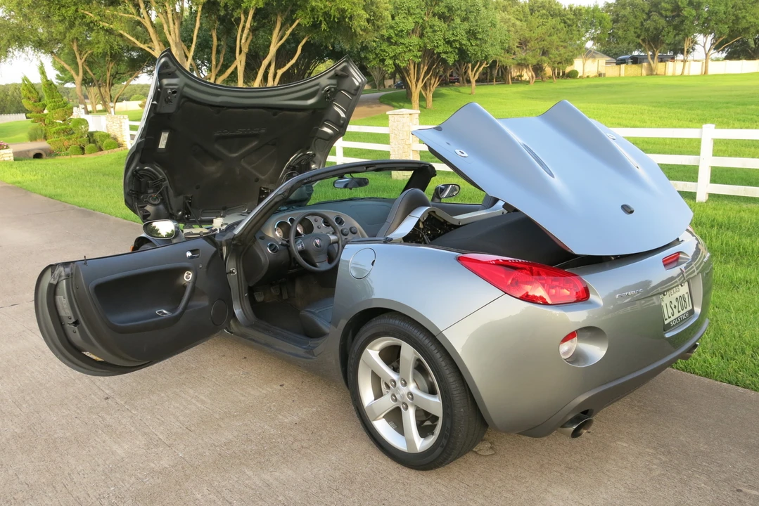 2007 Pontiac Solstice - Image 24 of 31