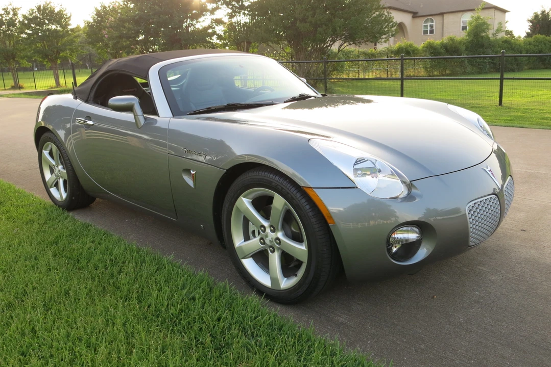 2007 Pontiac Solstice - Image 18 of 31
