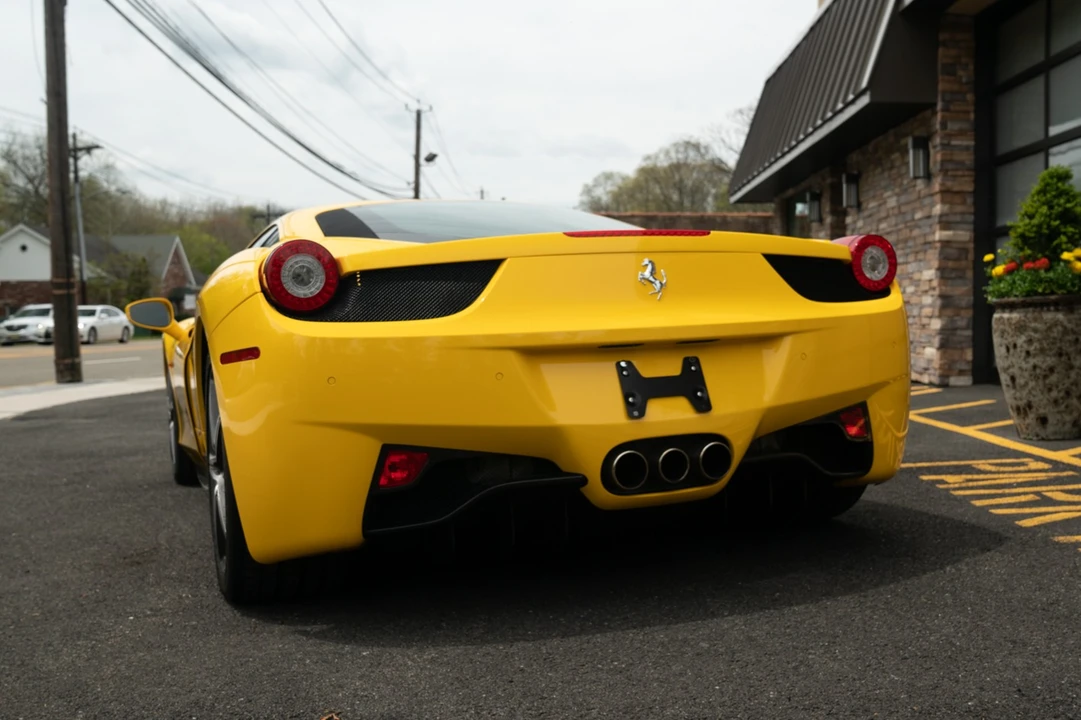 2012 Ferrari 458 Italia - Image 15 of 31