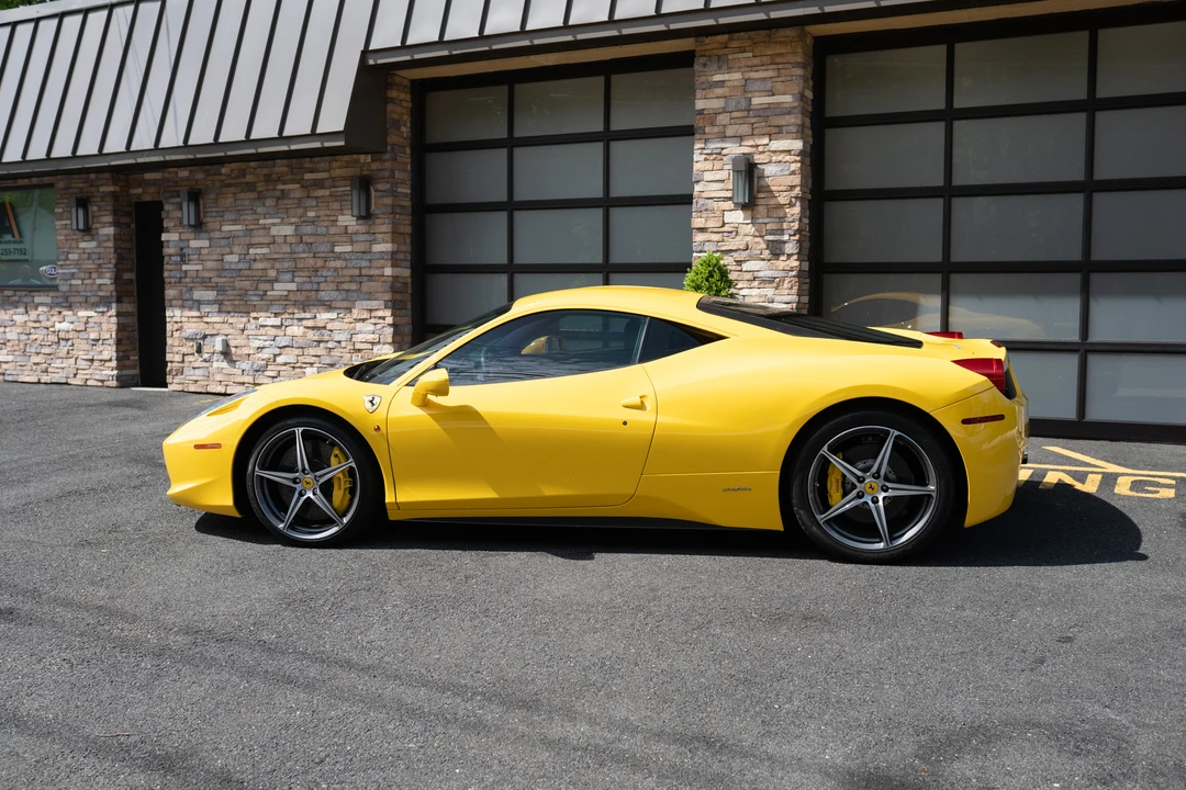 2012 Ferrari 458 Italia - Image 10 of 31