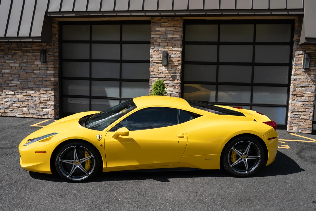 2012 Ferrari 458 Italia - Image 5 of 31