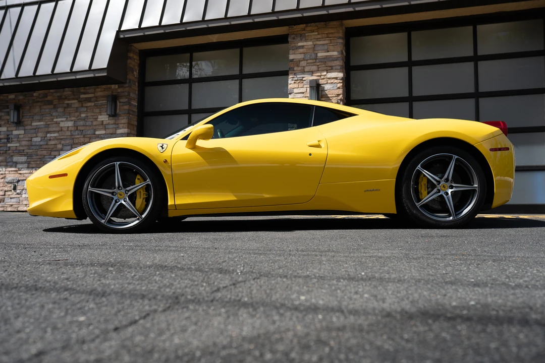 2012 Ferrari 458 Italia - Image 12 of 31