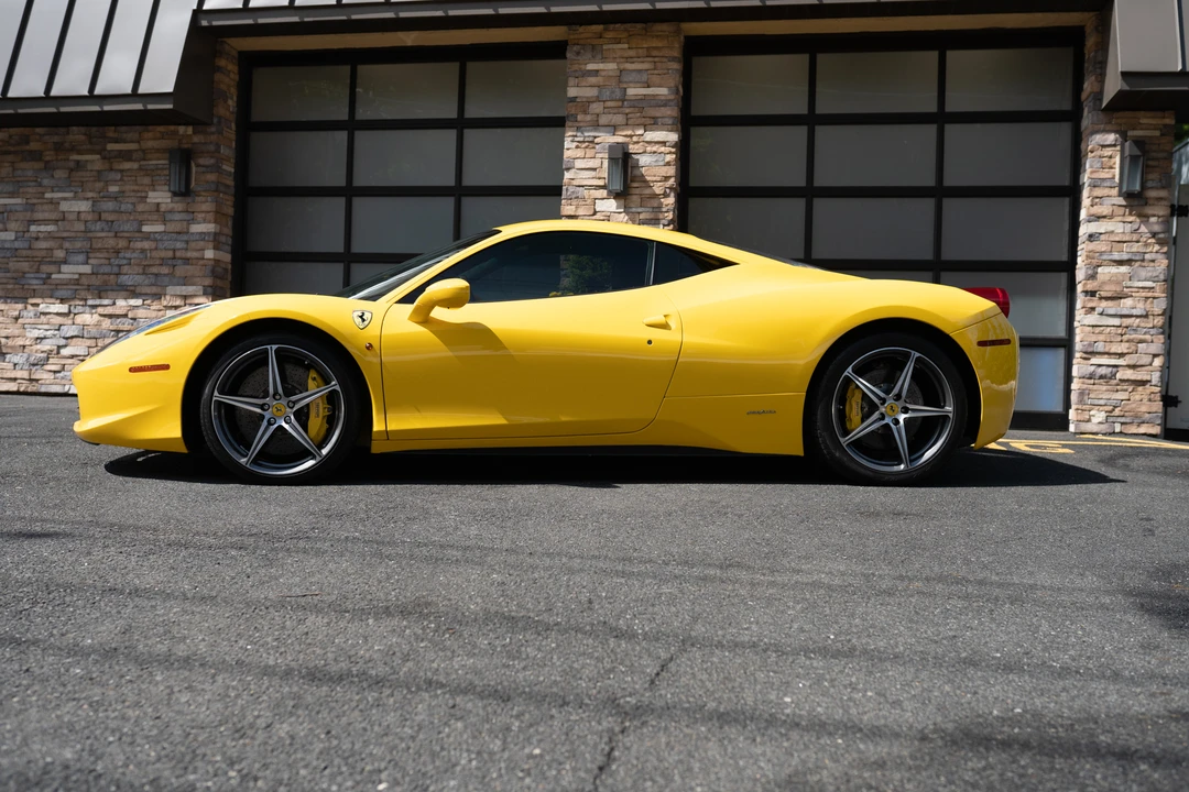 2012 Ferrari 458 Italia - Image 9 of 31
