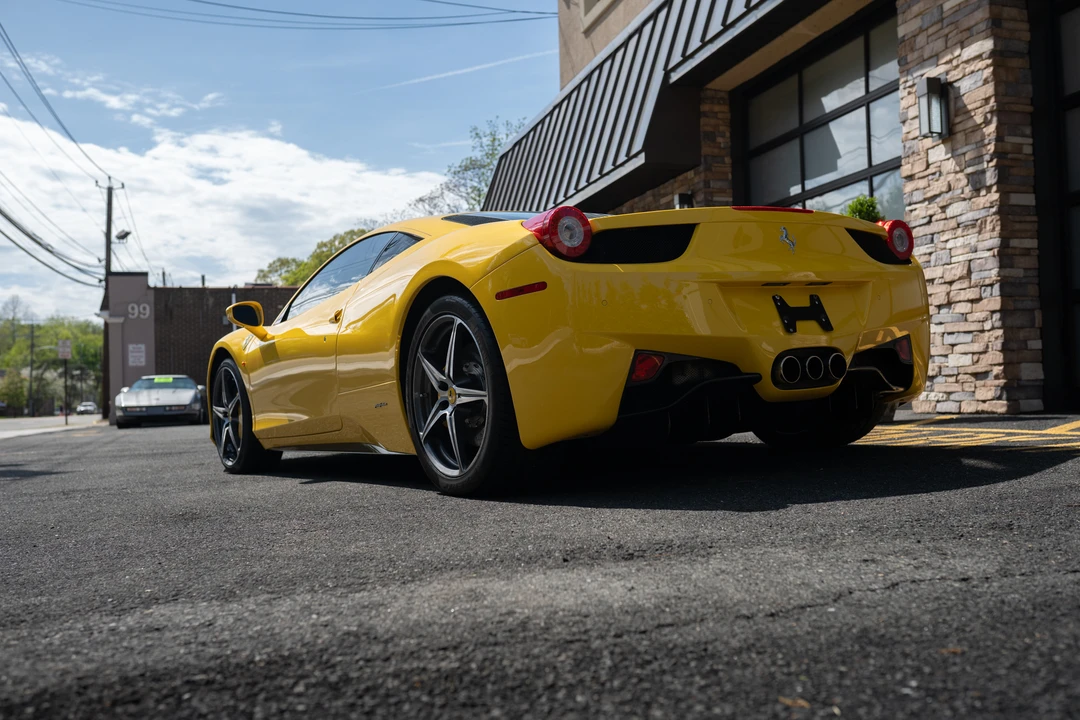 2012 Ferrari 458 Italia - Image 14 of 31