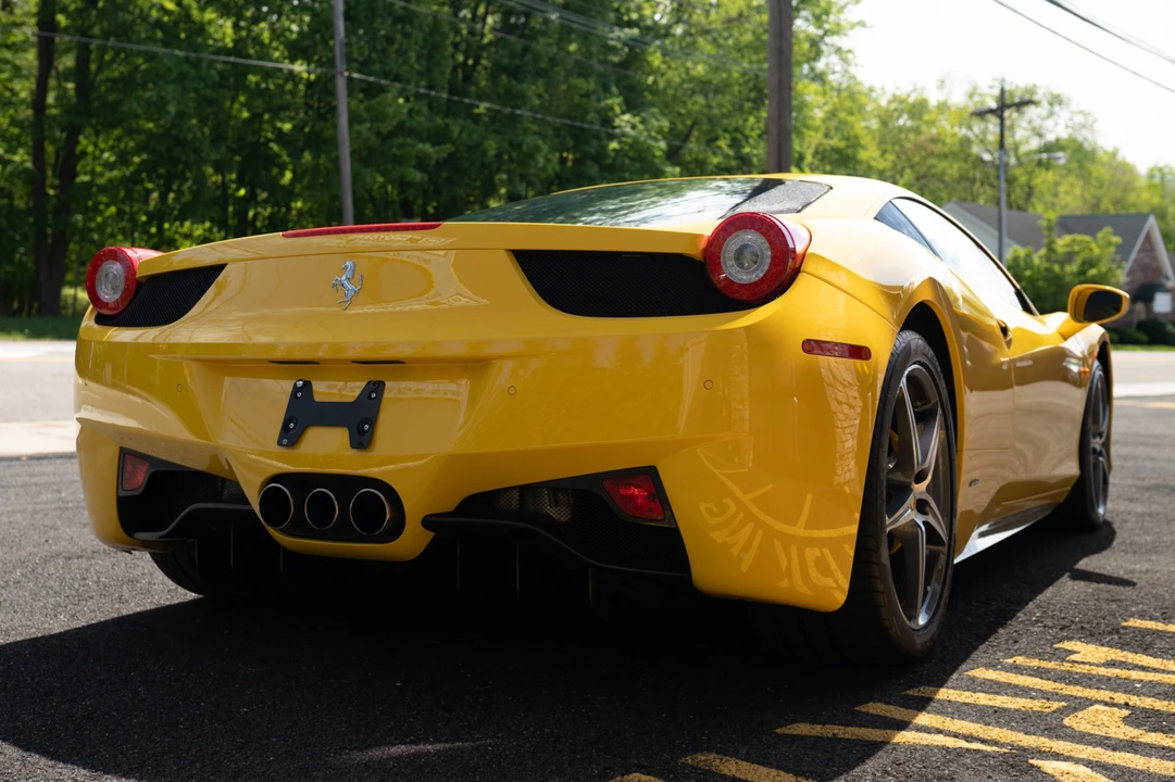 2012 Ferrari 458 Italia - Image 18 of 31