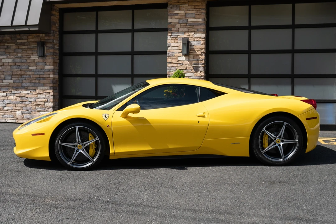 2012 Ferrari 458 Italia - Image 4 of 31