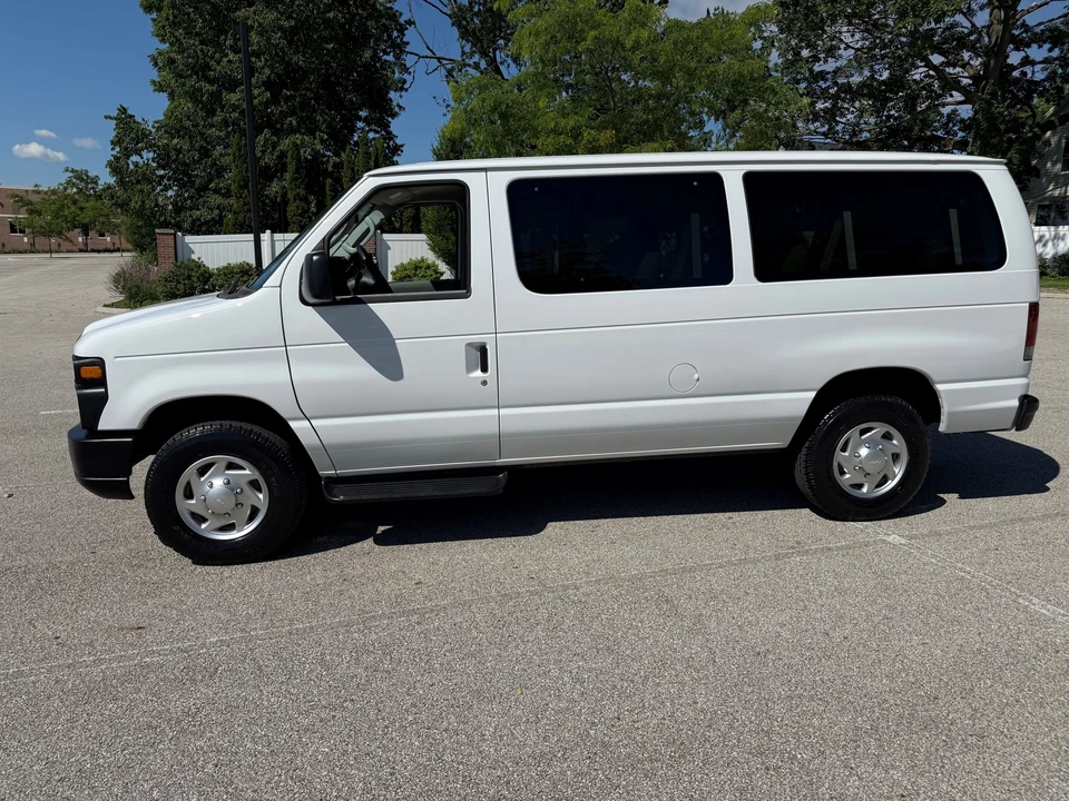 2012 Ford Econoline Van - Image 21 of 31