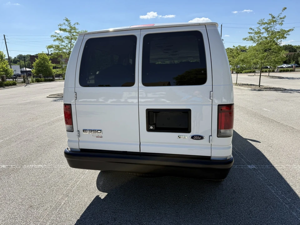 2012 Ford Econoline Van - Image 14 of 31
