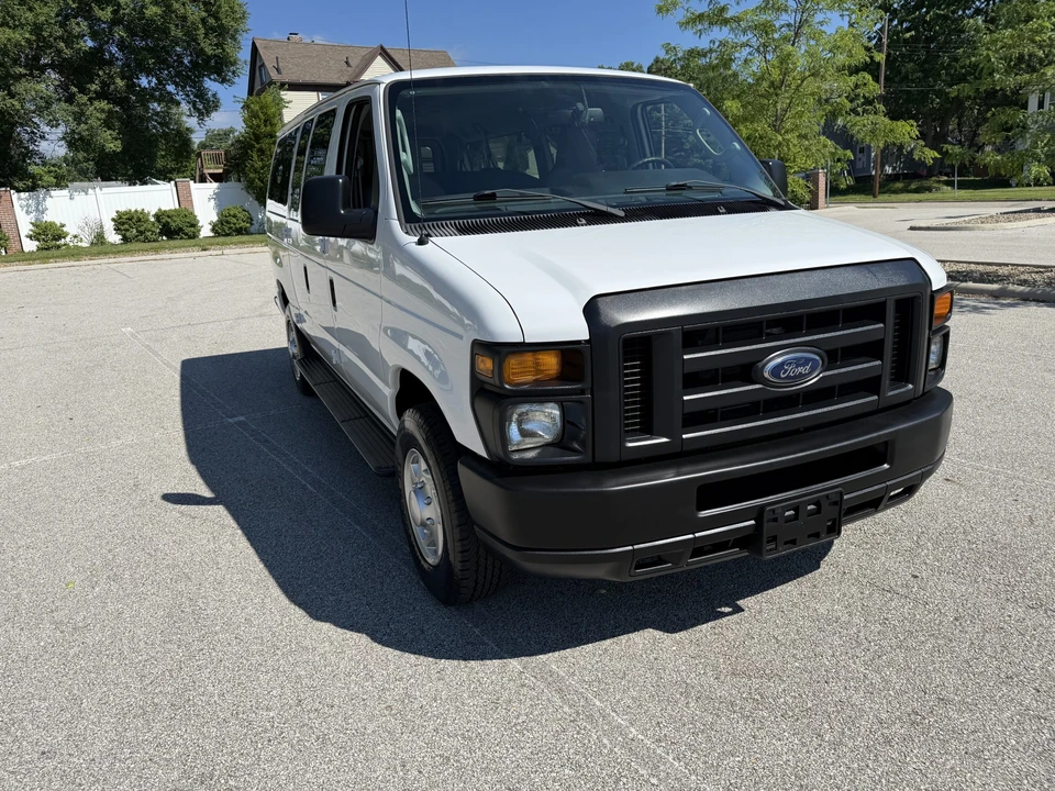 2012 Ford Econoline Van - Image 4 of 31