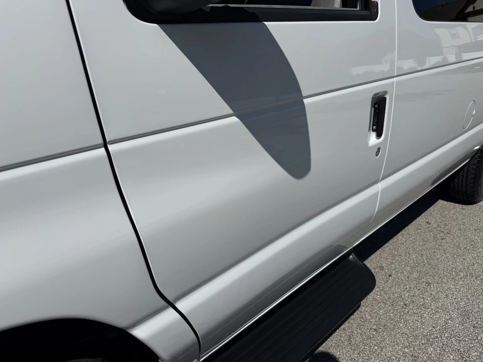 2012 Ford Econoline Van - Image 29 of 31