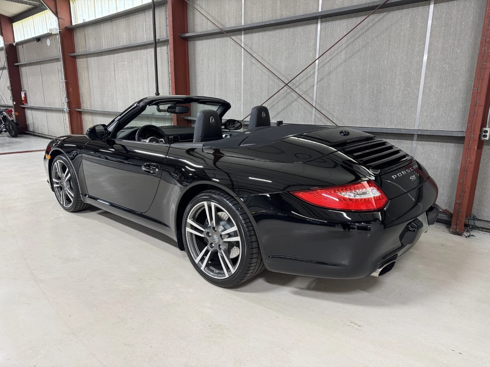 2012 Porsche 997 Carrera - Image 19 of 31