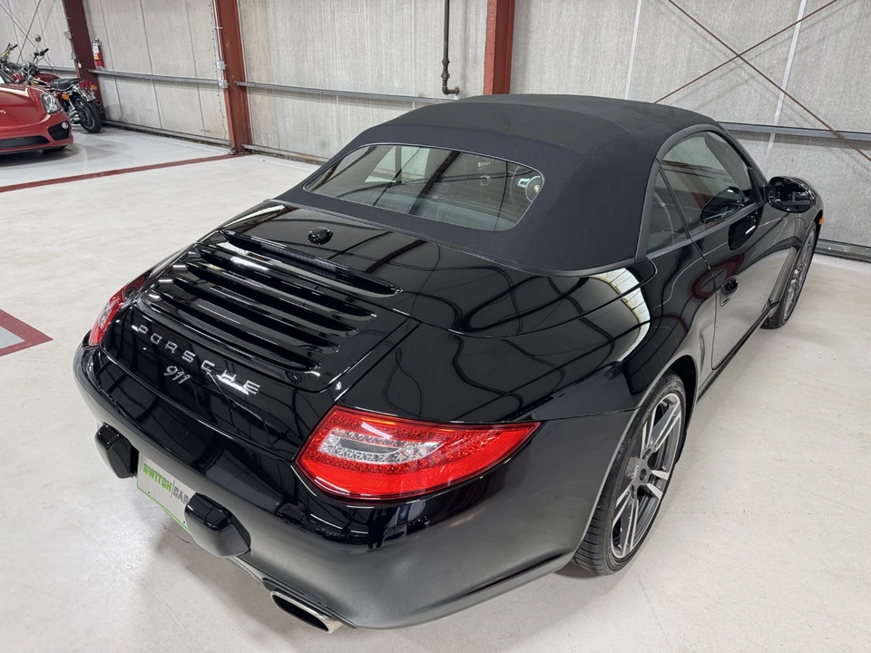 2012 Porsche 997 Carrera - Image 30 of 31