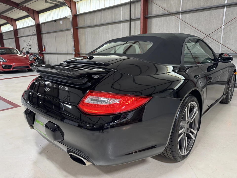 2012 Porsche 997 Carrera - Image 29 of 31