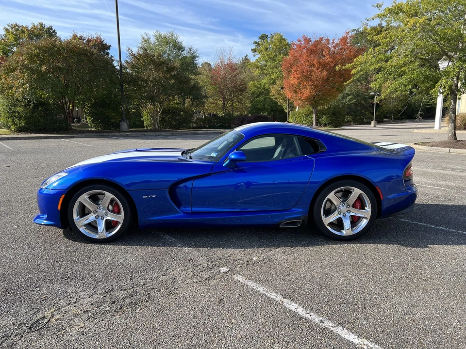 2013 Dodge Viper 5th Gen - Image 16 of 31