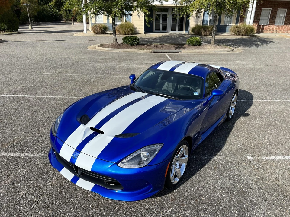 2013 Dodge Viper 5th Gen - Image 4 of 31