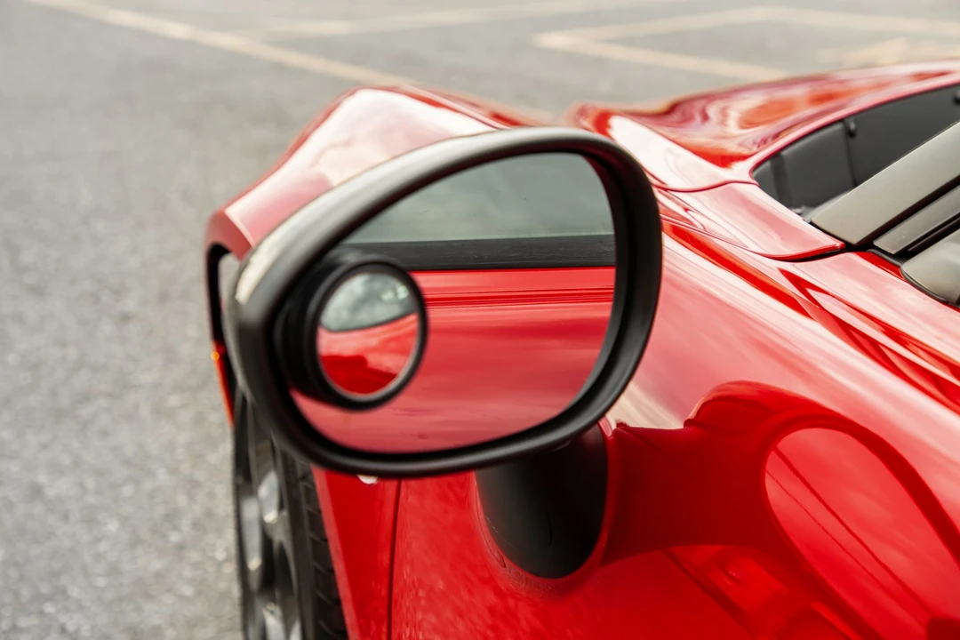 2015 Alfa Romeo 4C Coupe - Image 16 of 31