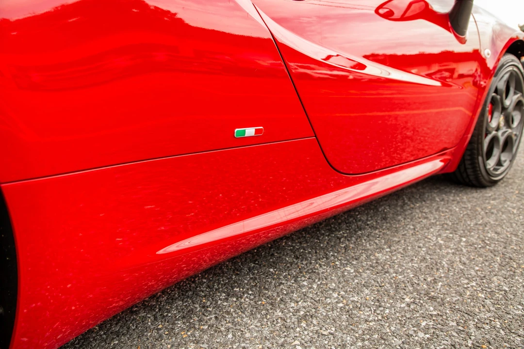 2015 Alfa Romeo 4C Coupe - Image 31 of 31