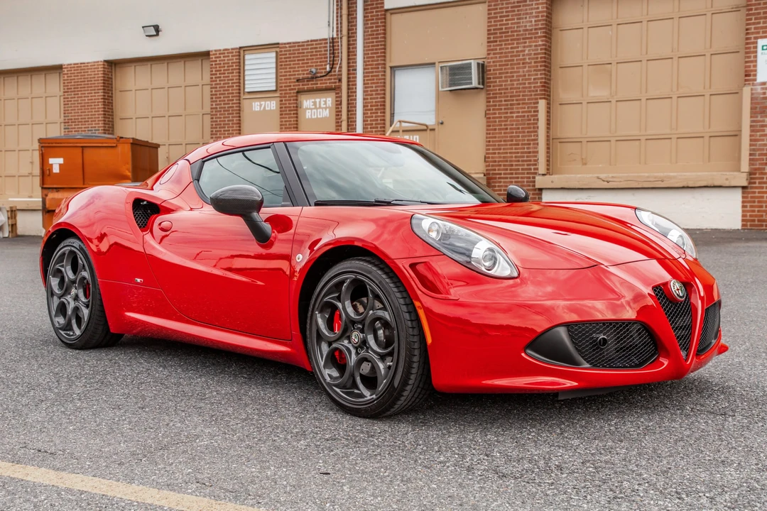 2015 Alfa Romeo 4C Coupe - Image 8 of 31