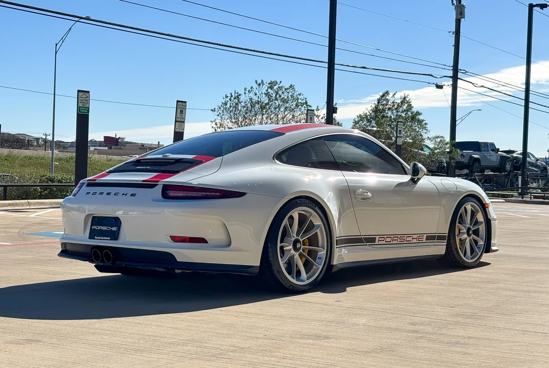 2016 Porsche 991 R - Image 11 of 31