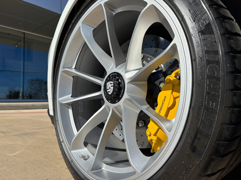 2016 Porsche 991 R - Image 29 of 31