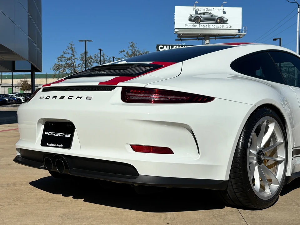 2016 Porsche 991 R - Image 22 of 31